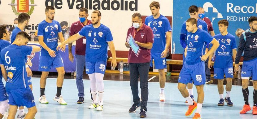 Испания. Экс-рулевой "Вардара" Давид Писонеро продолжит работу с аутсайдером лиги ASOBAL "Вальядолидом"