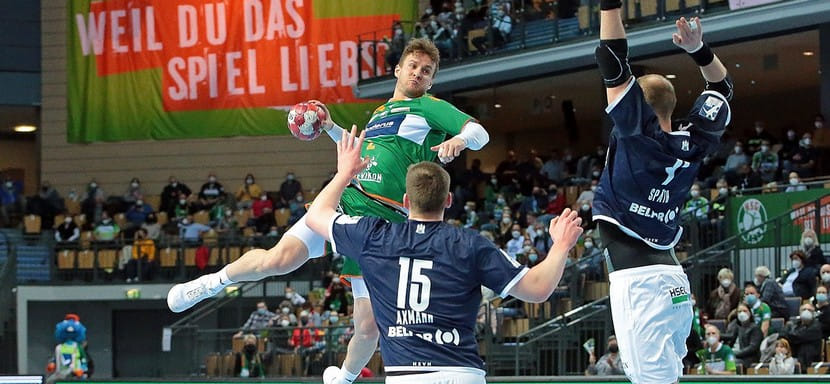 Бундеслига. Разыгрывающий "Вецлара" Александер Фельд досрочно завершил сезон из-за тяжелой травмы, полученной в матче с "Гамбургом"