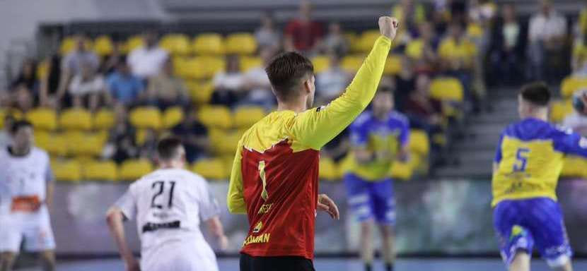 Трансферный слух. Вратарь Матеуш Корнецки может сменить польский "Кельце" на "Порту" или "Лимож"