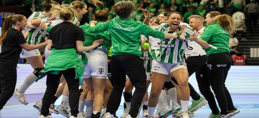 Женский Кубок Венгрии: "Ференцварош" по пенальти обыграл в финале "Дьёр", это первый трофей Дмитриевой и Масловой в майке "Фради"