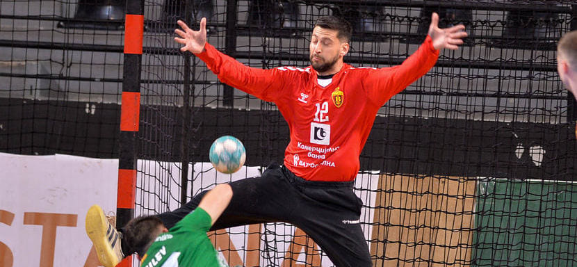 Германия. "Потсдам", завоевавший путёвку в бундеслигу, подписал вратаря "Вардара" Мартина Томовского