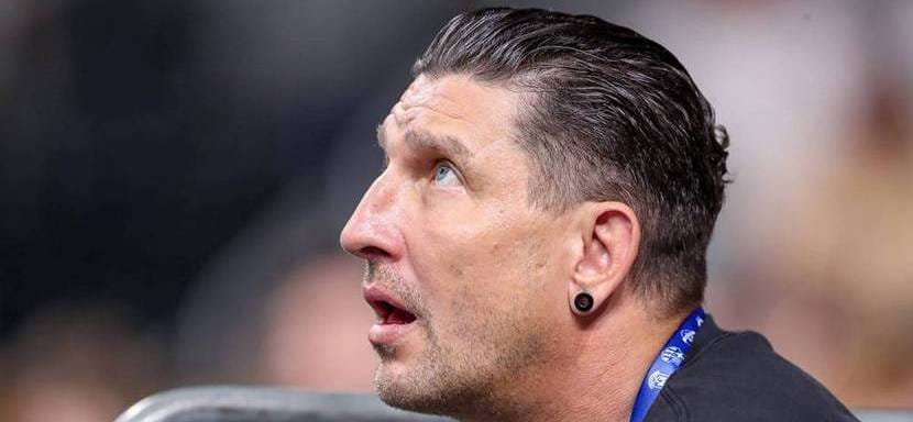 Призёр Олимпийских игр в Афинах Штефан Кречмар, покинувший пост спортивного директора "Берлина", может вернуться в "Лейпциг"