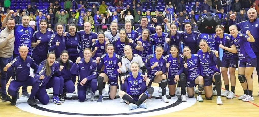 "Дунэря" Кирдяшевой, Трусовой и Мокат после паузы в чемпионате Румынии обыграла "Байя-Маре", "Глория Бистрица" победила "Корону"