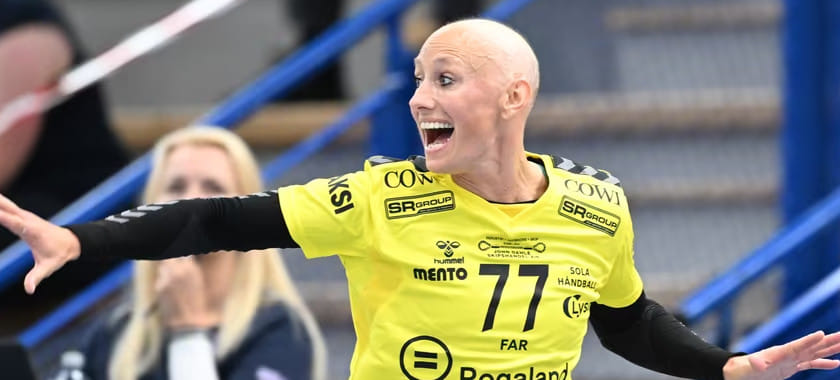 Камилла Херрем: "Фантастика, что я сыграла в гандбол спустя пять дней после заключительной химиотерапии. Уже привыкла видеть себя в зеркале"