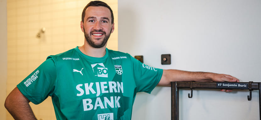 Боснийский линейный Сеньямин Бурич продлил трудовой договор с датским "Скьерном"