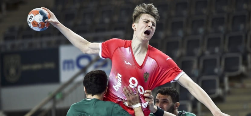 Контрольное взвешивание в Польше. Преимущество россиян над алжирцами было явным