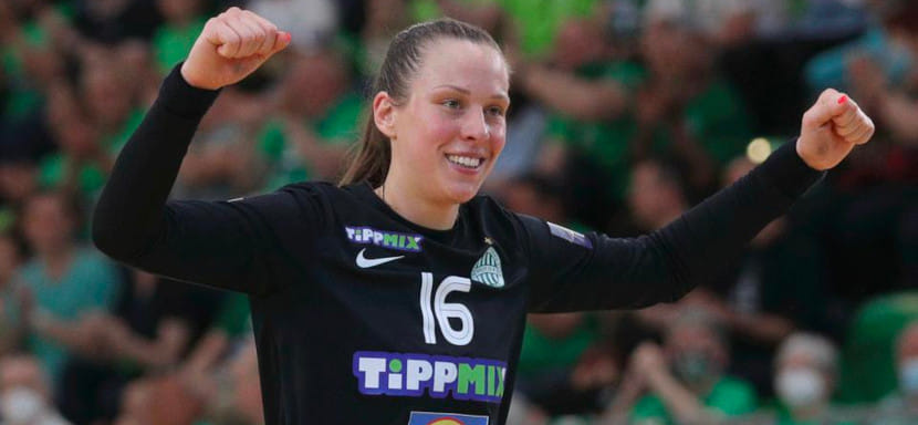 Венгрия. Вратарь "Ференцвароша" Бланка Биро вернулась в игру после травмы колена: "Пропустила почти 10 месяцев. Сейчас уже всё неплохо"