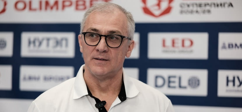 Алексей Гумянов: "Небольшой отпуск команде не помешает, а то все жалуются, что выходных совсем нет"