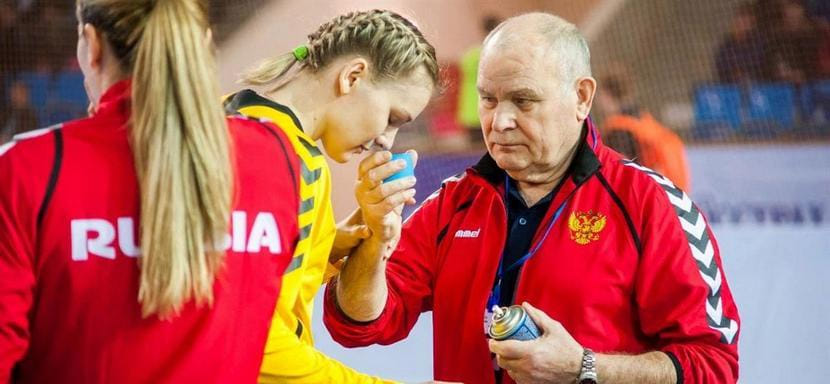 Экс-врач женской сборной России Сяит Альмяшев: "Всегда радуюсь, когда сильные гандболистки становятся тренерами"