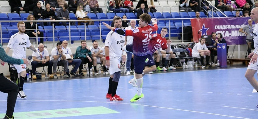 Дмитрий Матвеенко: "Я бы не хотел выступать в чемпионате, где один-два сильных клуба. В бундеслиге хотелось бы попробовать свои силы"