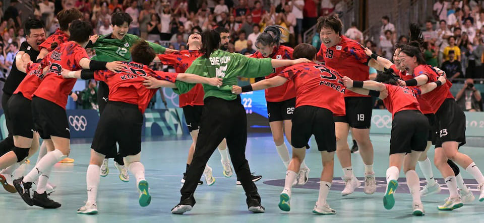 Не только автопром. Сборная Южной Кореи поддержала запал сенсаций и укатала команду Германии