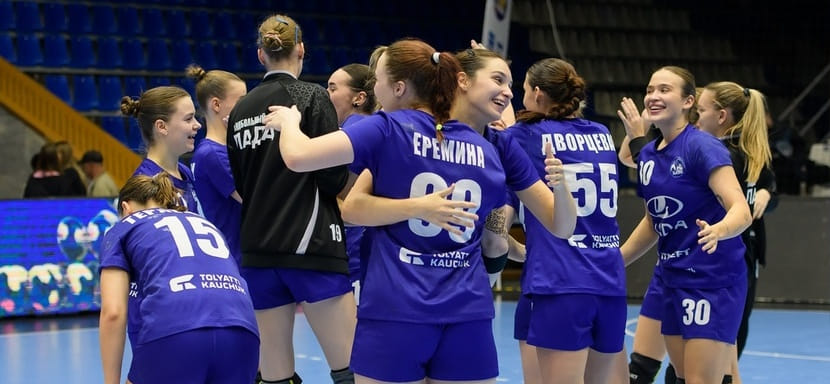 Тольяттинская "Лада" в гостевом матче разгромила "Уфу-Алису" с перевесом 17 мячей. У Дарьи Сёминой более 40% сейвов