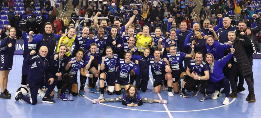 Румыния. "Дунэря" без Трусовой разгромила "Штиинцу", "Глория Бистрица" обыграла "Вылчу", "Бухарест" с трудом победил "Глорию Бузэу" Ильиной