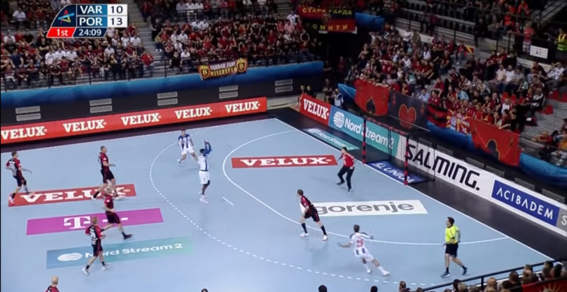 Лига чемпионов. Виртуозная голевая передача гандболиста "Порту" Антониу Арейи в матче с "Вардаром" (ВИДЕО)