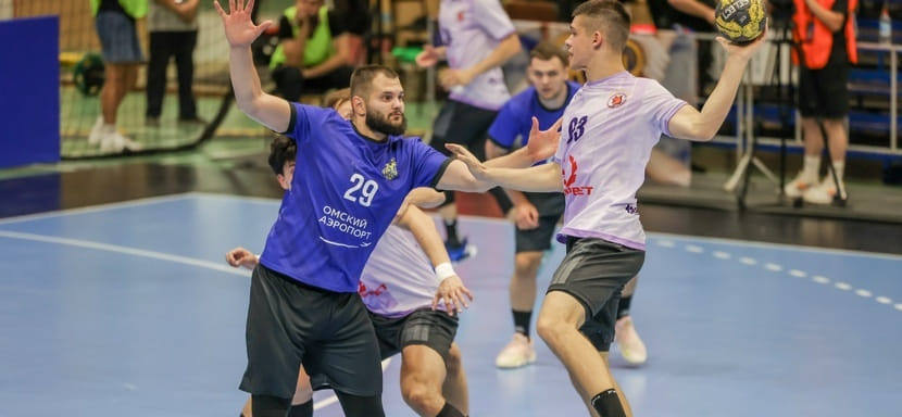 В мужском чемпионате России сегодня состоятся три матча: встречи пройдут в Чехове, Москве и Санкт-Петербурге