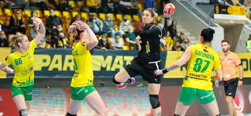 Olimpbet Суперлига. Новый выпуск "Свободного броска": "южное дерби" без легионерок, победа ЦСКА и суперматч в Тольятти (ВИДЕО)