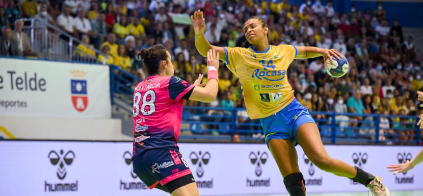 Кубок ЕГФ. В испанском финале "Рокаса", несмотря на поражение в ответном матче, благодаря правилу выездного гола обошла "Малагу" и завоевала трофей