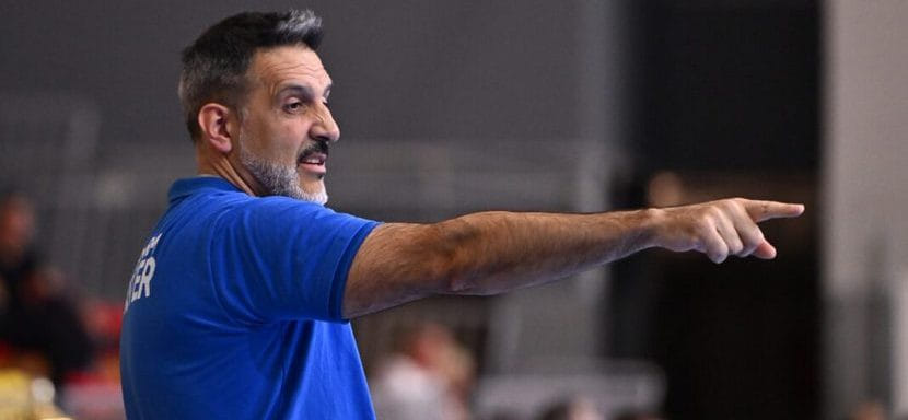 Испанский специалист Рубен Гарабайя стал главным тренером турецкого "Бешикташа"