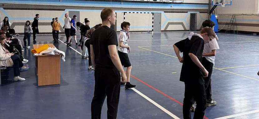 Воспитанники детских домов из 15 регионов России поучаствовали в гандбольном мастер-классе с участием Василия Филиппова