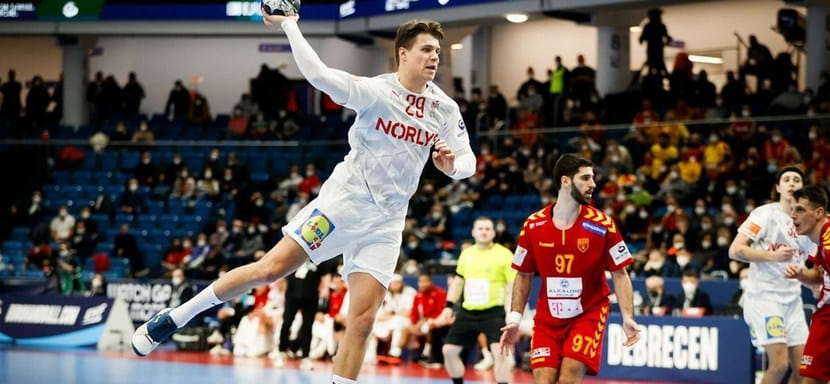 Golden League. Каспер Мортенсен и Аарон Менсинг из-за положительных результатов ПЦР-тестов не помогут сборной Дании в матчах на этой неделе