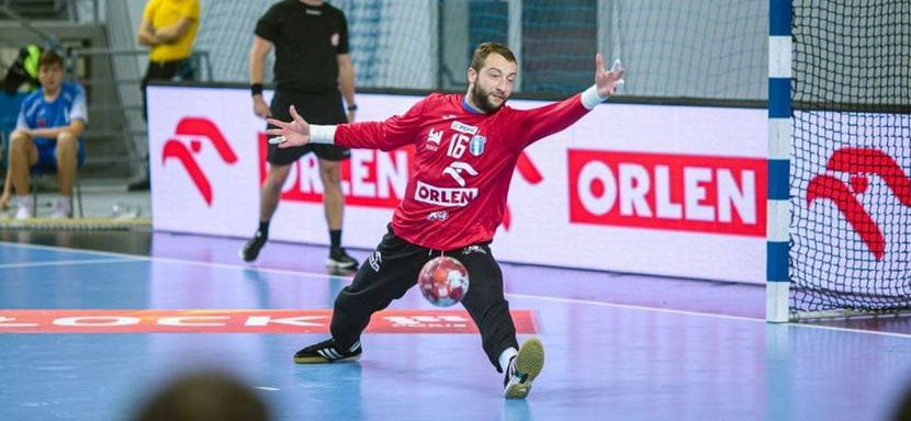 Швейцария. Вратарь сборной Боснии и Герцеговины и польской "Вислы" Адмир Ахметашевич будет выступать за "Винтертур"