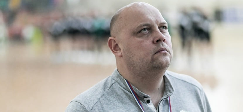 Olimpbet Суперлига. Главный тренер Денис Сайфулин и его ассистент Никита Голуб продлили трудовые отношения с "Кубанью"