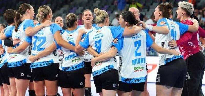 "Бухарест" в упорной борьбе одолел "Глорию Бистрицу" Валерии Кирдяшевой и завоевал Суперкубок Румынии