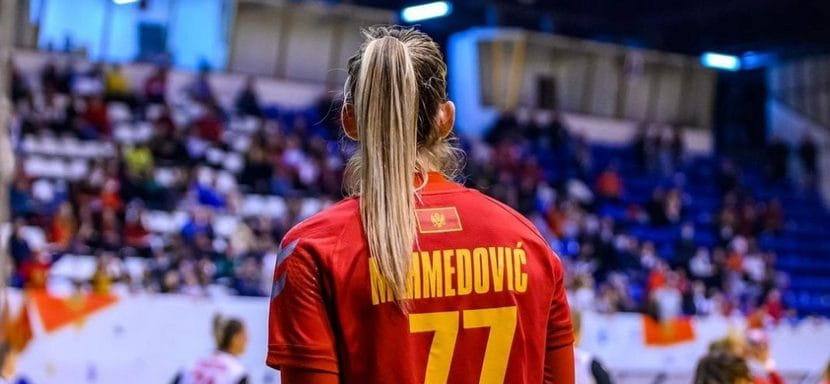 EHF Euro Cup. Левая крайняя Майда Мехмедович провела прощальный матч в составе сборной Черногории, честь которой защищала 13 лет