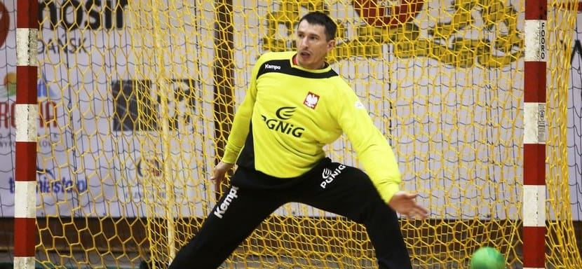 Польша. Знаменитый голкипер Славомир Шмаль покинул тренерский штаб "Кельце"