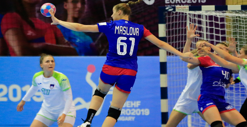 Чемпионат Европы (U-19). Сборная России в первом матче турнира не оставила шансов сверстницам из Словении и возглавила группу "А"