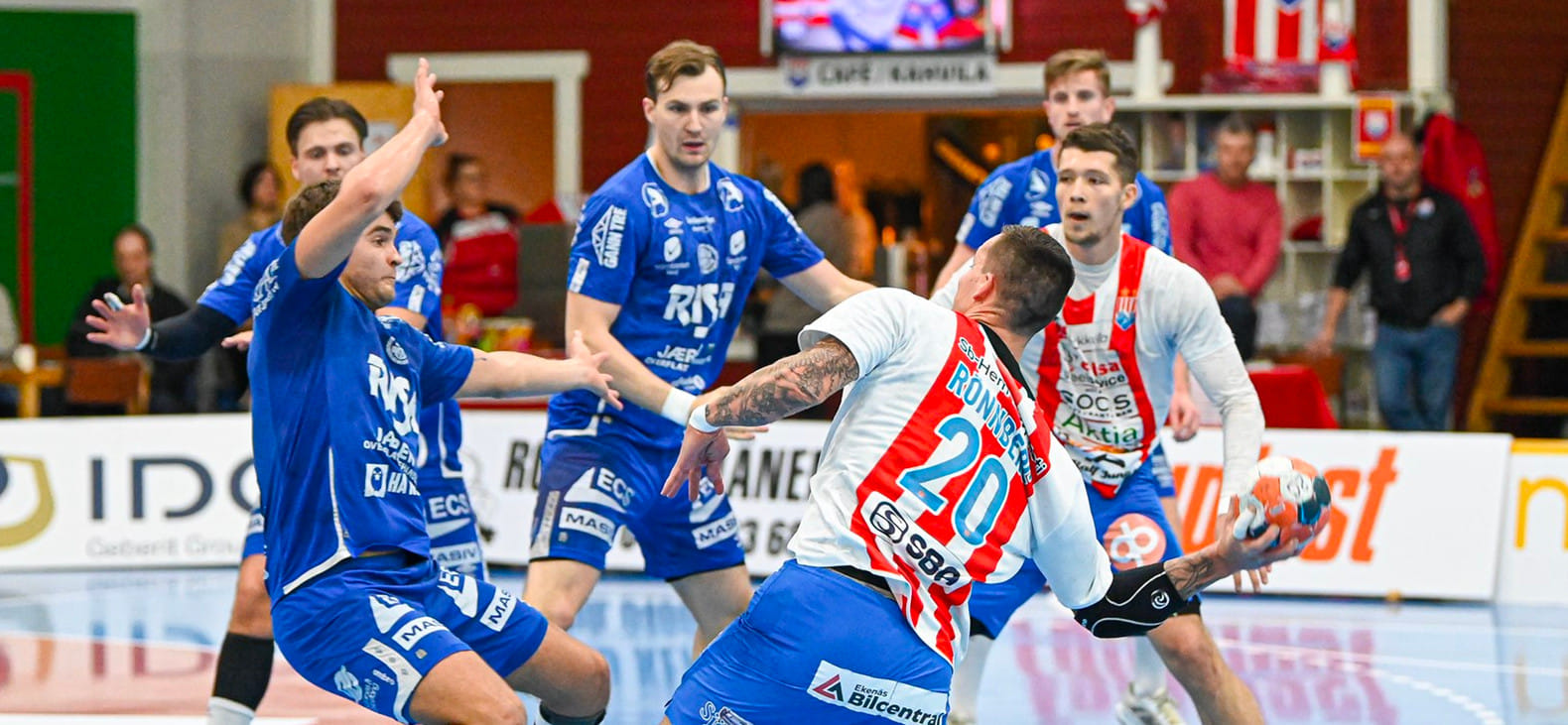 Кубок ЕГФ. "Пыльва" Чезлова в ответном матче обыграла "Рунар", но выбыла из турнира. "Олимпиакос" Остроушко потерпел поражение