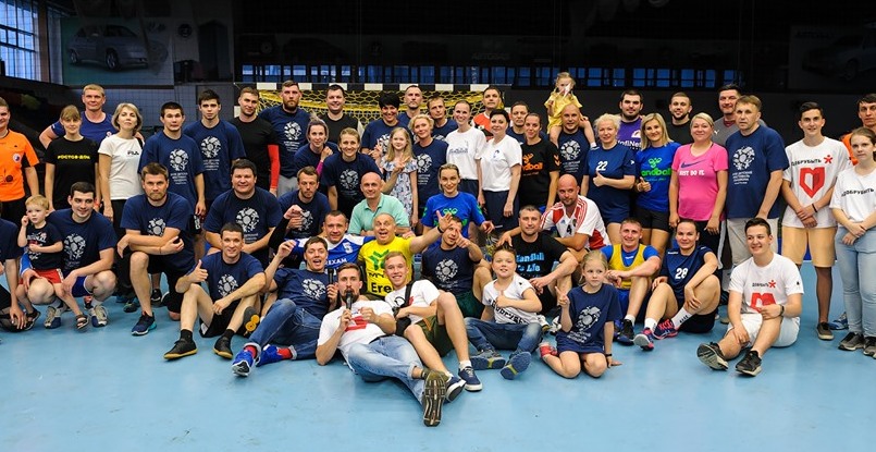 В Тольятти прошел благотворительный матч с участием олимпийской чемпионки Ирины Близновой и чемпионки мира Надежды Муравьевой