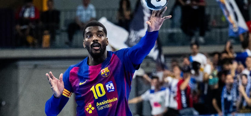 "Барселона" на домашней арене одержала убедительную победу над "ПСЖ" в матче 10-го тура группового этапа Лиги чемпионов