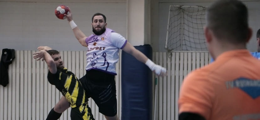 Olimpbet Суперлига. Александр Ермаков: "Играть с "Пермскими медведями" всегда непросто — высокие скорости, ребята хорошо бегут"