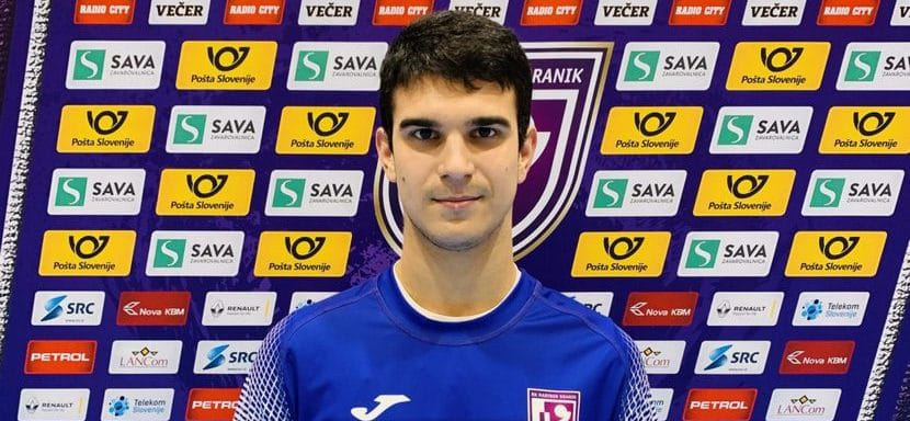 Балканы. Словенский "Марибор" подписал сербского полусреднего Алексу Веселиновича