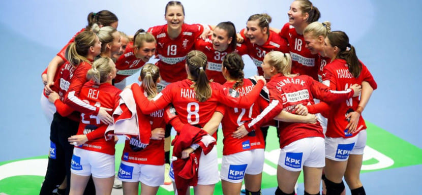 Товарищеский матч. Женская сборная Дании одержала победу над испанками и во втором спарринге