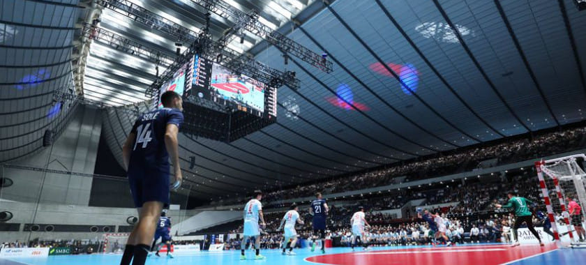 После победы футбольного "ПСЖ" в Лиге чемпионов на 2 млн евро был увеличен бюджет гандбольного. Карабатич зарабатывает 1,5 млн евро в год