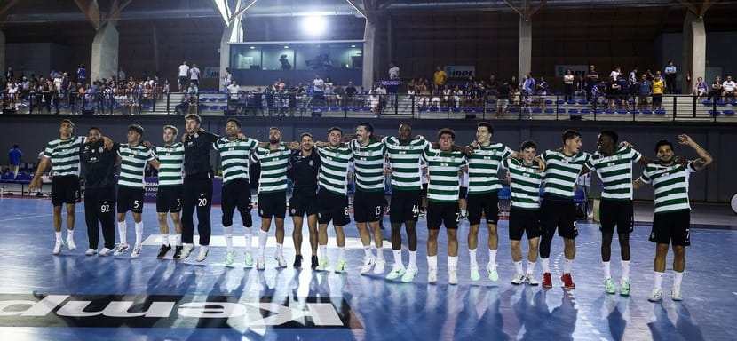 Лиссабонский "Спортинг" завоевал Суперкубок Португалии, уверенно обыграв "Порту"