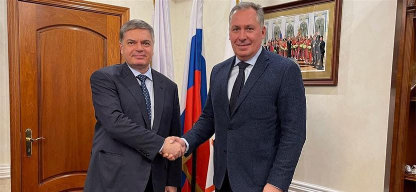 "ФГР конструктивно взаимодействует с ОКР". Глава гандбольной федерации Сергей Шишкарев провел рабочую встречу со Станиславом Поздняковым