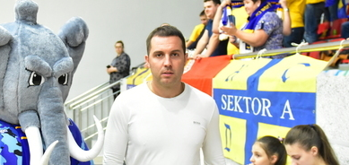 Суперлига. Иван Фиев: "Игрокам "Виктора" предлагают выгодные контракты — условия в два-три раза превосходят те, что можем обеспечить мы"