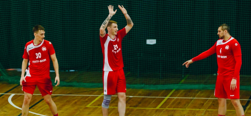 Суперлига Олимпбет. В стартовом матче нового сезона уфимский "Акбузат" обыграл ставропольский "Виктор". У Юрия Сергеева двадцать сэйвов!