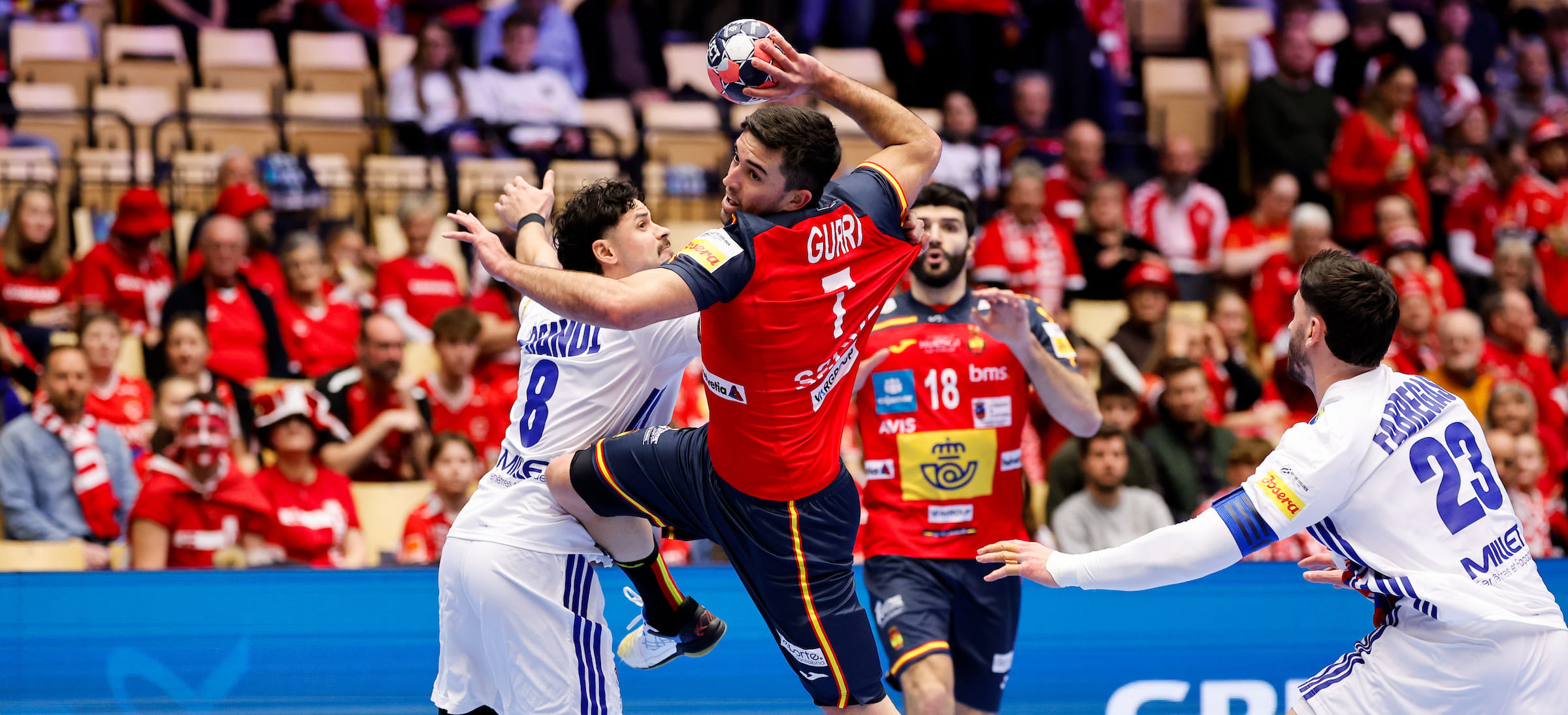 Бойтесь раскрепощённых! Голы Барруфета и сейвы Эрнандеса осложнили сборной Франции жизнь на Евро-2026