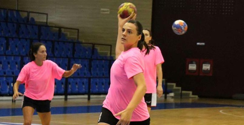 Венгрия. Бывшая гандболистка "Гомеля" Елена Агбаба будет выступать за "Бекешчабу"