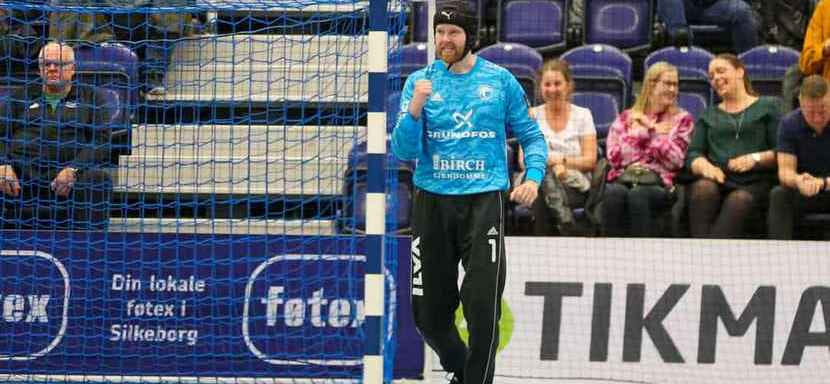 Дания. 34-летний голкипер "Сондерюске" Каспер Ларсен со следующего сезона будет выступать за "Бьеррингбро"
