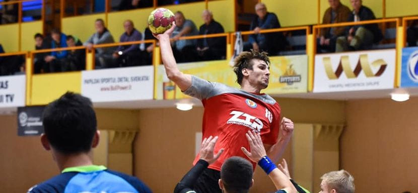 Трансферный слух. Суперлига. Опытный украинский разыгрывающий из запорожского ЗТР Денис Исанчук перейдет в "Таганрог"-ЮФУ