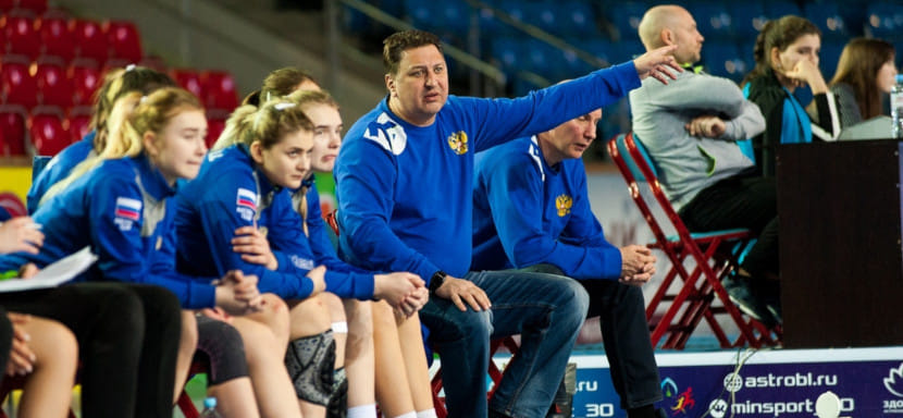 Михаил Измайлов. Сентябрь как предчувствие. Девичий чемпионат мира пока в календаре