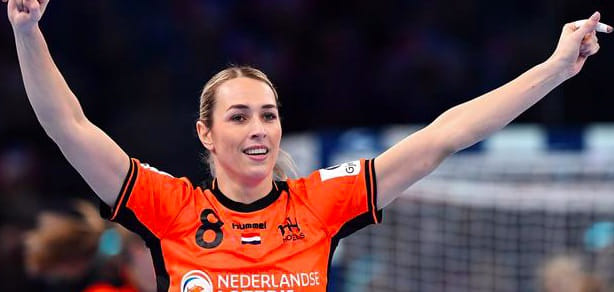 ЧЕ-2020. Лоис Аббинг о победе над венгерками: "Если бы защита была такой в каждом матче, нас никто не смог бы обыграть"