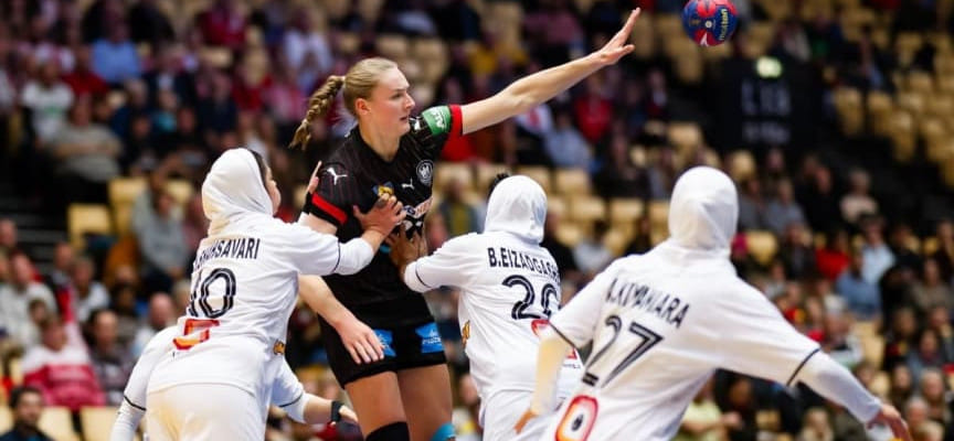 ЧМ-2023. Глава Немецкого гандбольного союза Андреас Михельманн о форме иранских гандболисток: "Такое чувство, что мы уступили муллам"