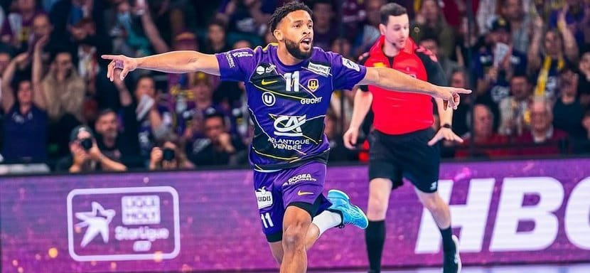 Левый крайний французского "Нанта" Батист Даматрен продолжит карьеру в венгерской "Татабанье"