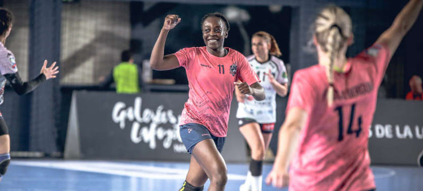 Франция. Линейная "Нанта" Орьян Ондоно продлила контракт с клубом до 2025 года